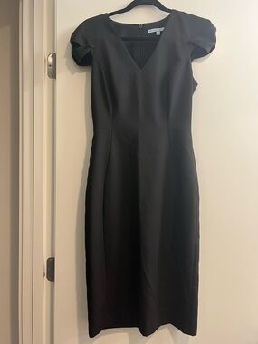 ANTONIO MELANI Black V‑Neck Cap Sleeve Midi Sheath Dress